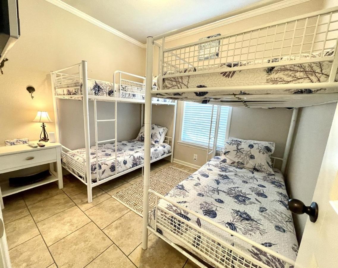 Mermaid Mansion Home Crystal Beach Extérieur photo