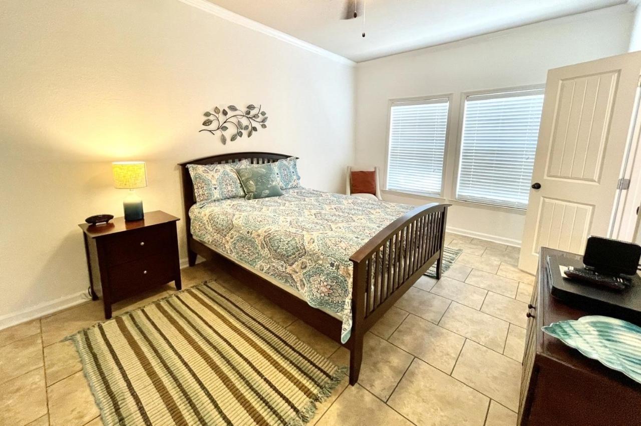Mermaid Mansion Home Crystal Beach Extérieur photo